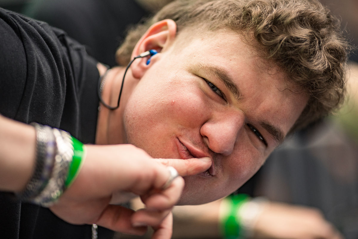 Loading... just a sec